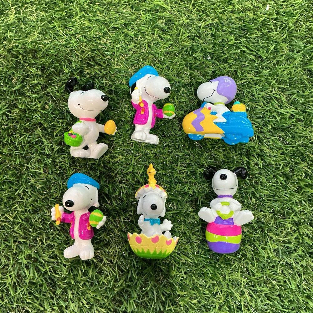 Peanuts Snoopy Easter PVC Figures Lot of 6 Woodstock Egg Painter Scooter